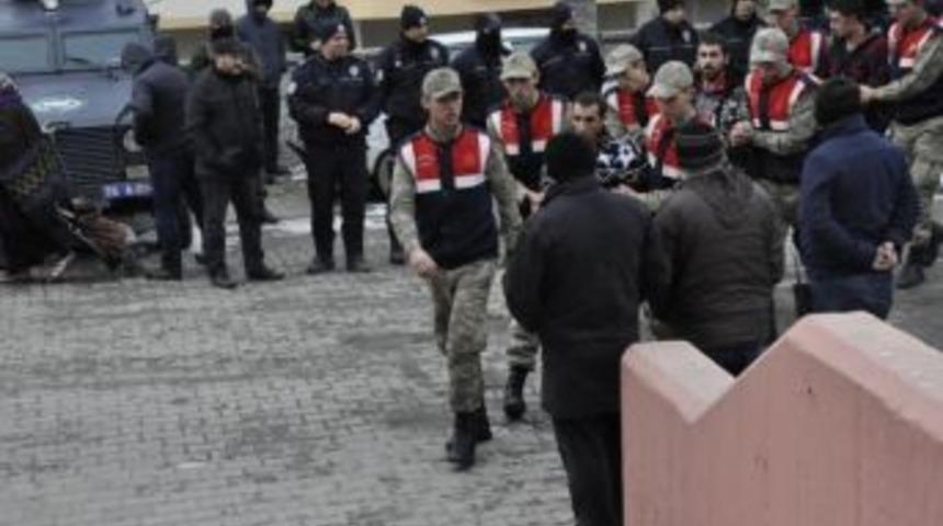 Kobani Olayları Davasında 2 Tahliye