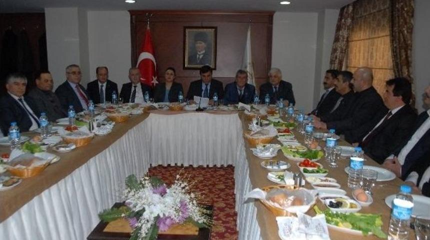 Oda Ve Birlik Başkanlarından Rekt&ouml;r Saatcı&rsquo;ya Destek