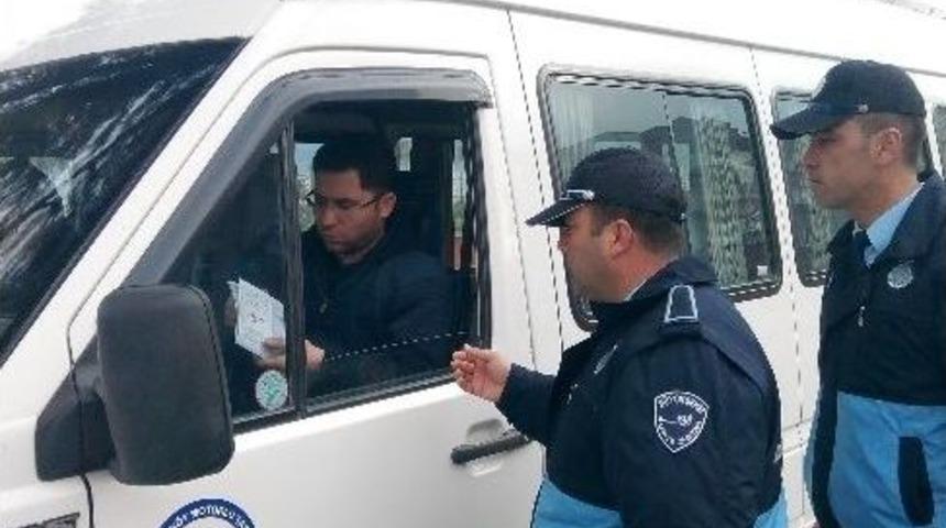 D&ouml;rtyol&rsquo;da Zabıta Servis Ara&ccedil;larını Denetledi