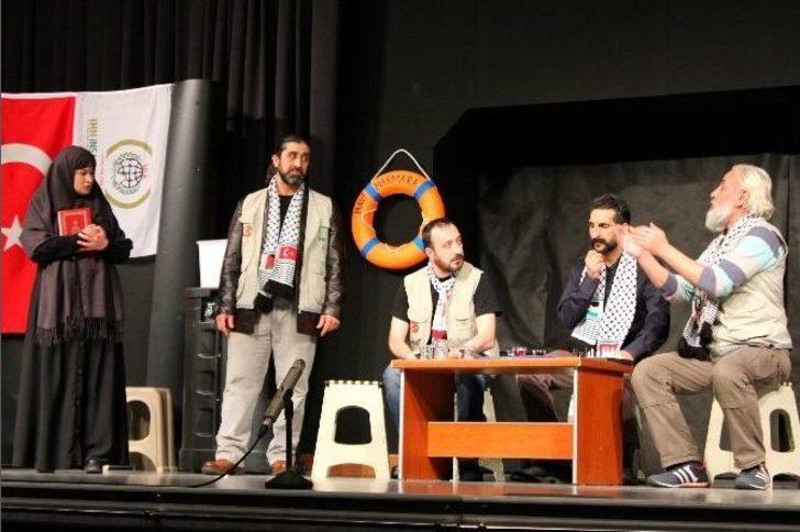 Mavi Marmara Şehitleri Yadedildi G4