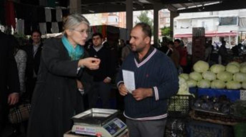 Anapar Başkanı Tarhan, Antalya&rsquo;da Şehitlik Ziyareti Ger&ccedil;ekleştirdi