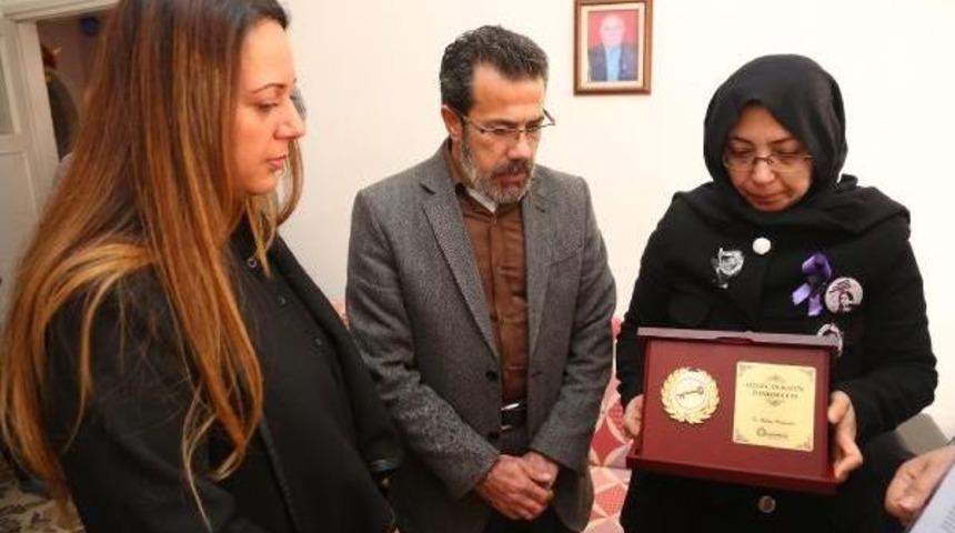 &Ouml;zgecan'ın Ismi, Kadın Dayanışma Evi'nde Yaşayacak