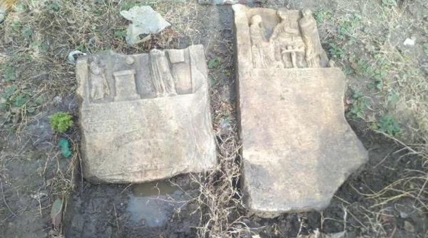 Evinin Bah&ccedil;esinde Roma D&ouml;nemine Ait Lahit Buldu