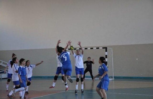 Anadolu Yıldızlar Ligi Çeyrek Final Müsabakaları Derik’te Başladı 1