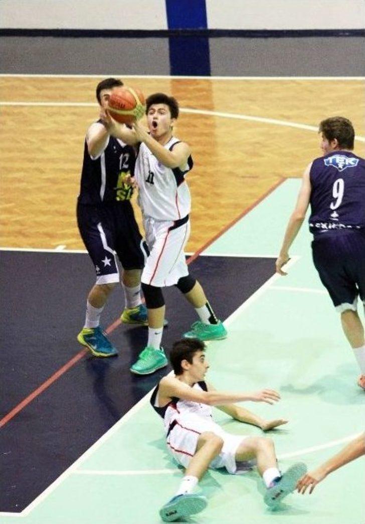 Tredaş Spor, Şampiyonluğa Ambargo Koydu G4