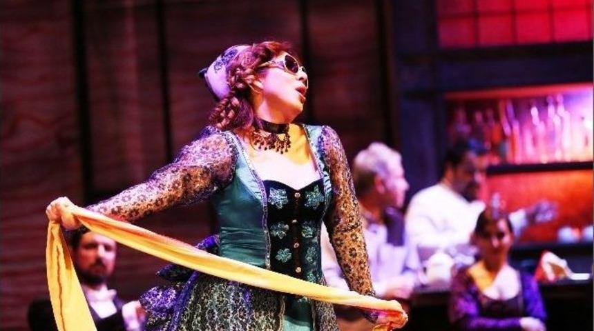 &ldquo;paris&rsquo;te Bir Gece&rdquo;, Son Kez Sahnede