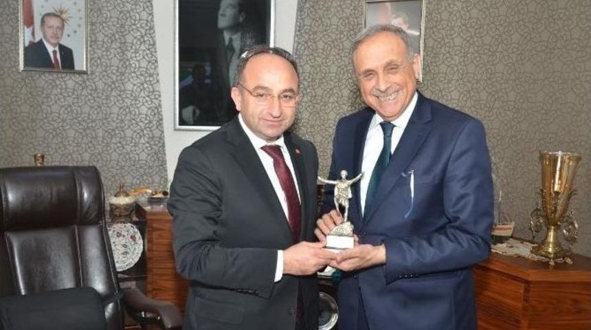 Başkan Badem&rsquo;den İzmir&rsquo;e Davet