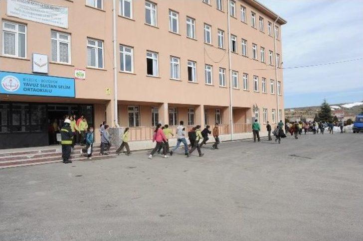 Yavuz Sultan Selim Ortaokulu Öğrencilerine Yangın Eğitimi G1