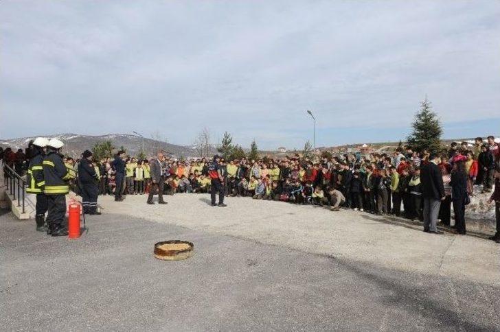 Yavuz Sultan Selim Ortaokulu Öğrencilerine Yangın Eğitimi G4