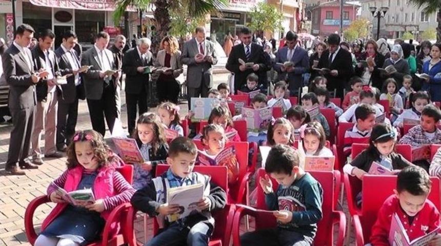 “çaycuma Okuyor” Projesi Kapsamında Öğrenciler Kitap Okudu
