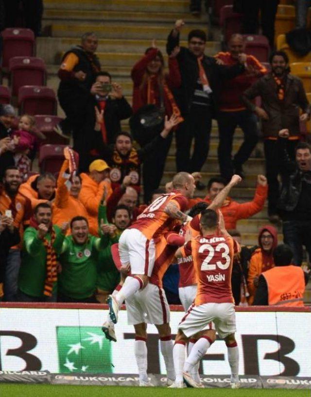 Galatasaray - Suat Altın İnşaat Kayseri Erciyesspor Maçının Ilk Yarı Fotoğrafları