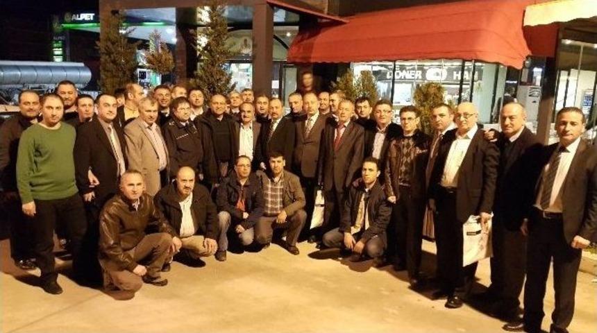 Emekli Olan Polislere Veda Yemeği