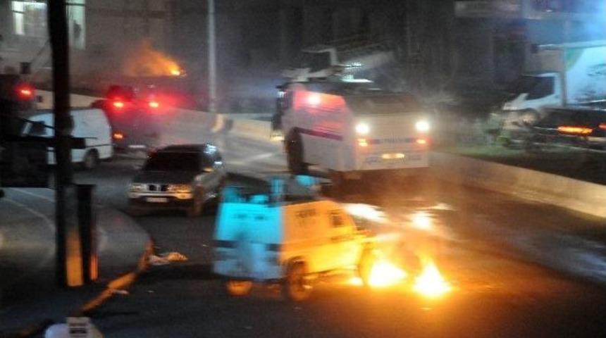 Cizre&rsquo;de İzinsiz G&ouml;steriye Polis M&uuml;dahale Etti