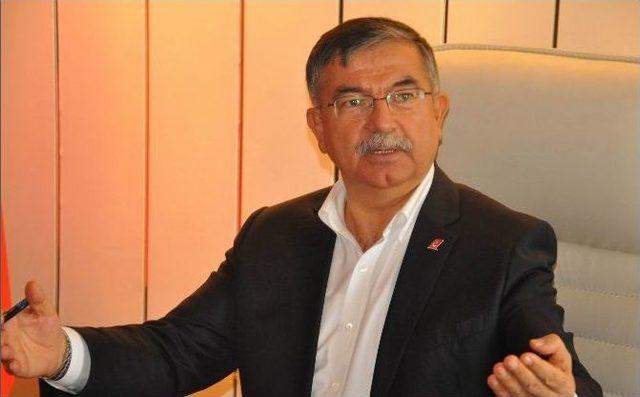 Milli Savunma Bakanı Yılmaz, İşçilerin Sorunlarını Dinledi