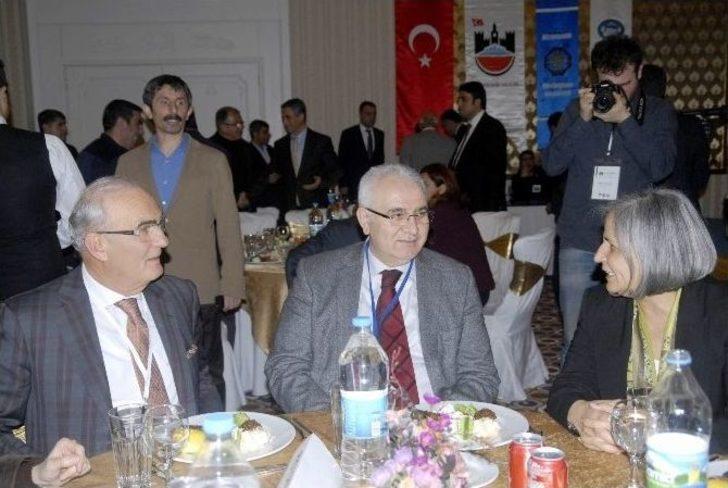 Diyarbakır’da Tarihi Kentler Semineri G2