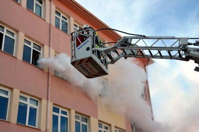 İlkokuldaki Tatbikat, Gerçeğini Aratmadı