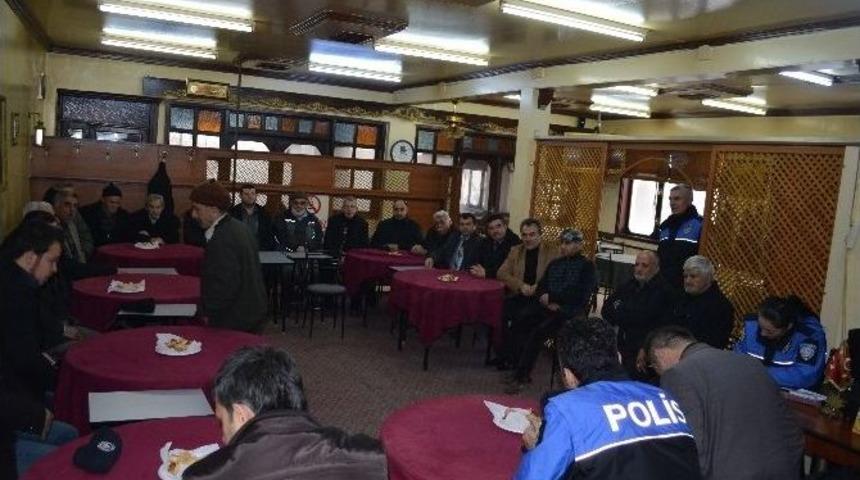 Erzincan Emniyetinden Hocabey Mahallesine Huzur Toplantısı