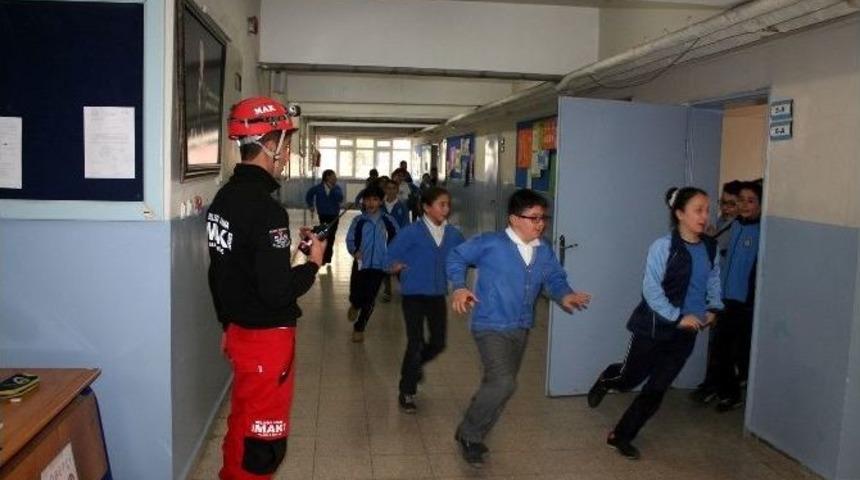 Okulda Nefes Kesen Tatbikat