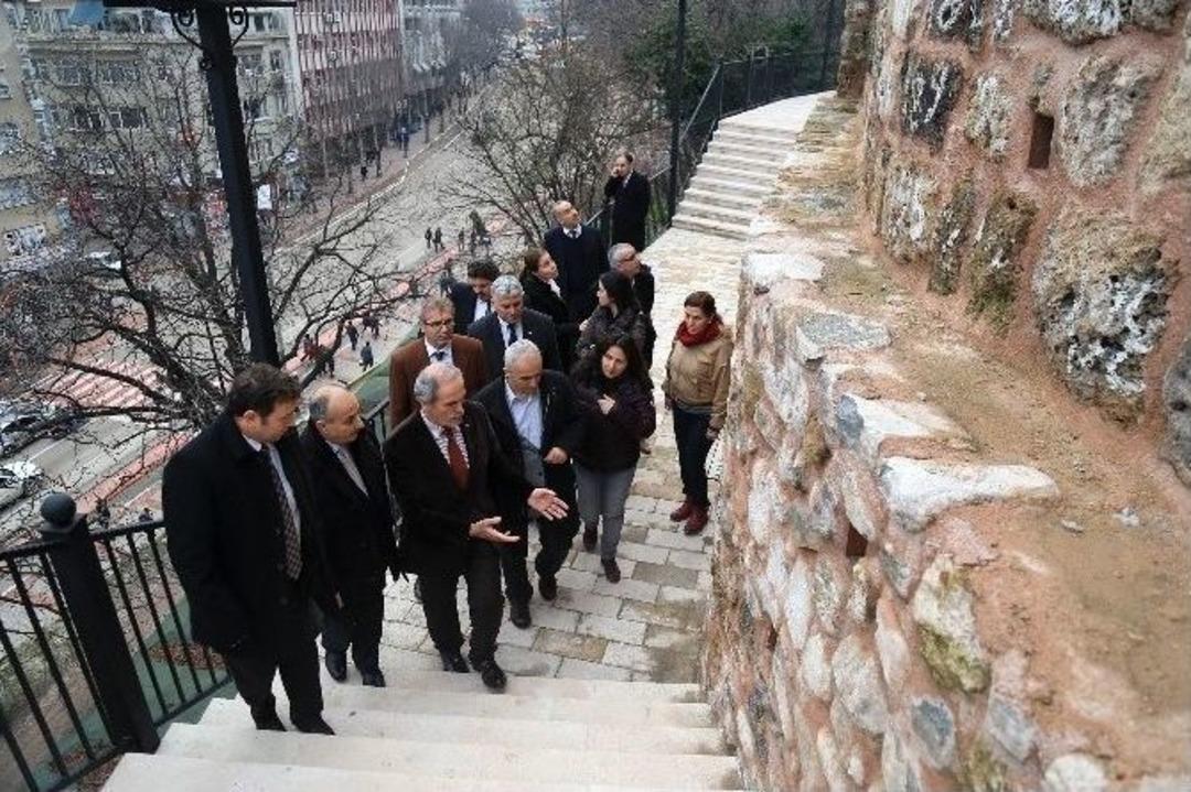 Bursa&rsquo;nın 2300 Yıllık Surları Artık Sır Değil