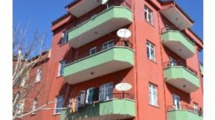 Cam Silerken D&ouml;rd&uuml;nc&uuml; Kattan D&uuml;şt&uuml;