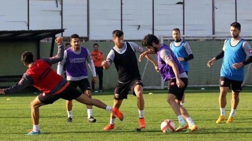 Adanaspor'da 3 Puan Hesapları