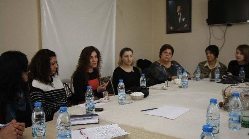 Bayraklı’da Kadınlar İçin Toplanıldı