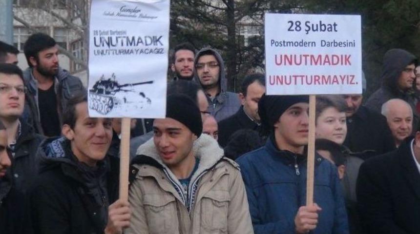 Aksaray’da 28 Şubat Protestosu