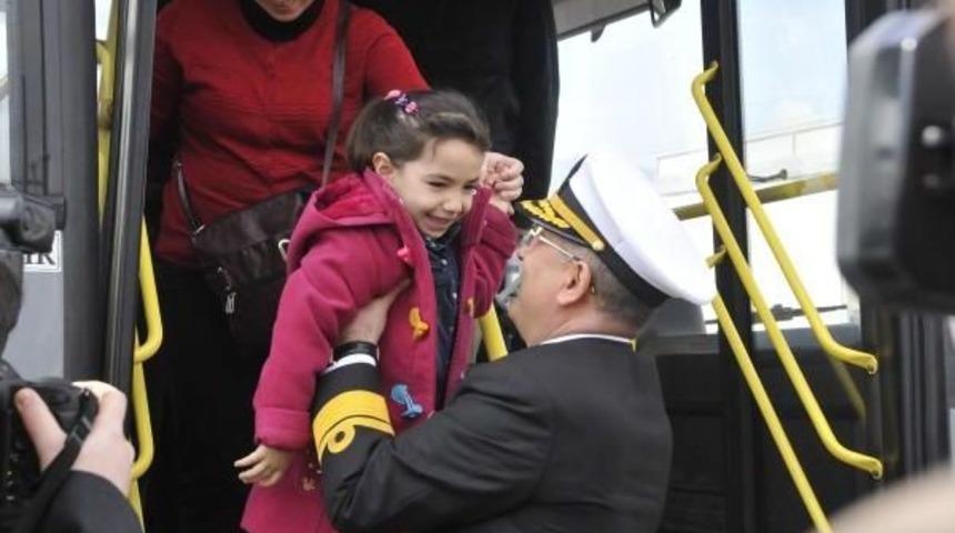 Korumaya Muhta&ccedil; &Ccedil;ocuklar Donanma Gemilerinde