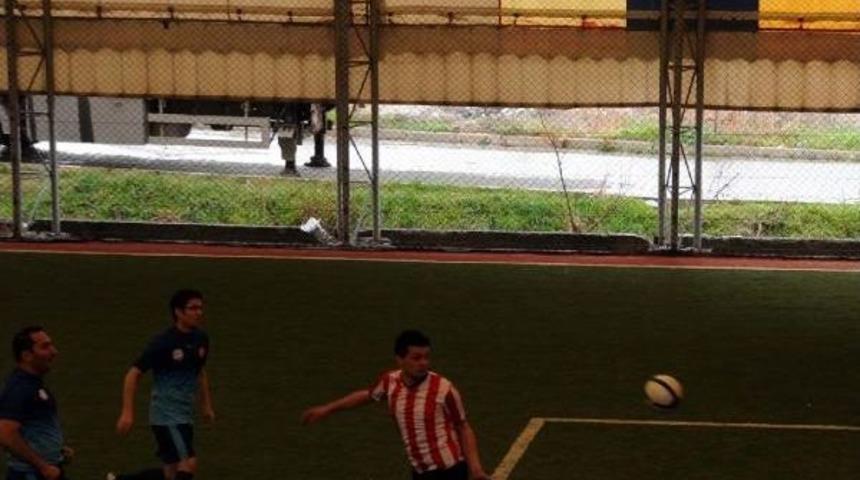 Tokat Barosu '&ouml;zgecan Aslan' Adına Halı Saha Futbol Turnuvası D&uuml;zenledi