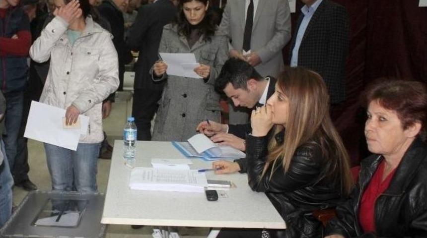 Ak Parti &Ccedil;ankırı&rsquo;da Temay&uuml;l Yoklaması Yaptı