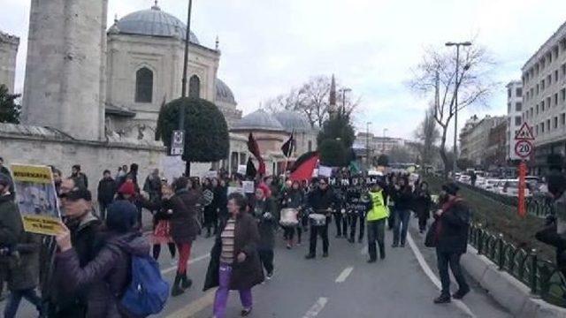 Pendik'te Yapılacak Hayvan Barınağına Karşı Çıkan Hayvanseverler İbb'ye Yürüdü