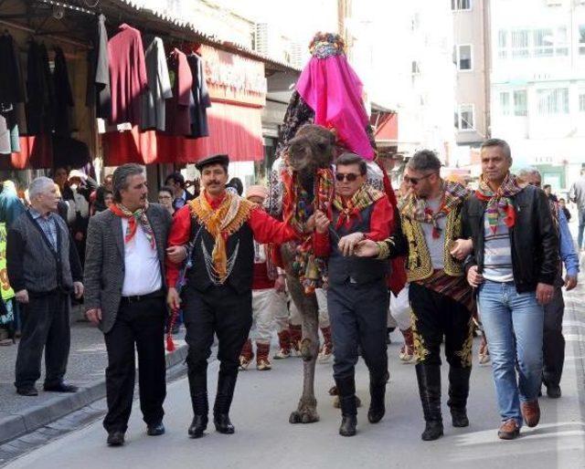 Balıkesir'de Develi Korteje Yoğun Ilgi