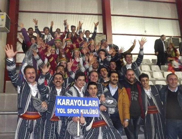 Van’da Kulüpler Arası Halk Oyunları Yarışmaları G1