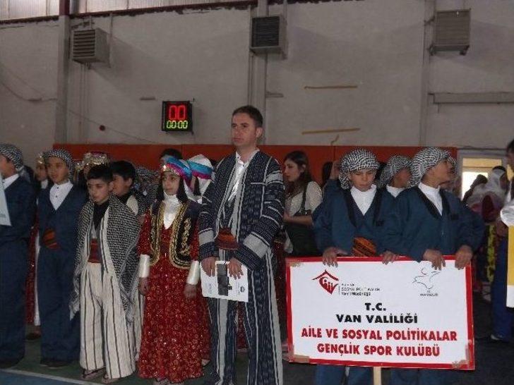 Van’da Kulüpler Arası Halk Oyunları Yarışmaları G3