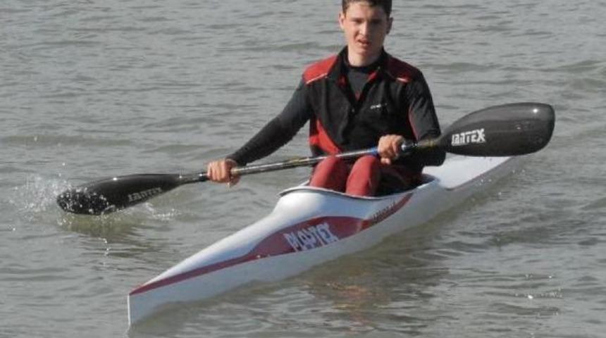 Uzun Mesafe A&ccedil;ık Durgunsu Kano Yarışları Yapıldı