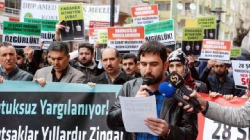 Özgür-der’den 28 Şubat Protestosu