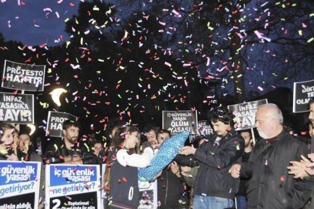 İç Güvenlik Yasa Tasarısı İzmit'te Protesto Edildi