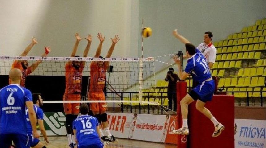Şahinbey Voleybol Takımı Deplasmanda Galip