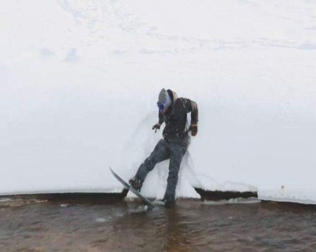 (özel Haber) Çılgın Snowboardçular Uludağ’da Nefes Kesti