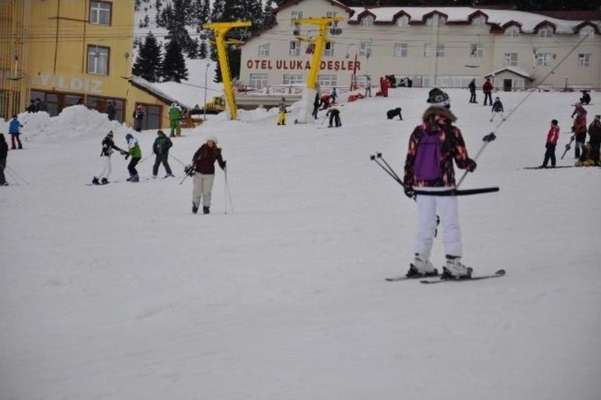 G&uuml;n&uuml;birlik&ccedil;iler Hafta Sonu Uludağ&rsquo;a Akın Etti
