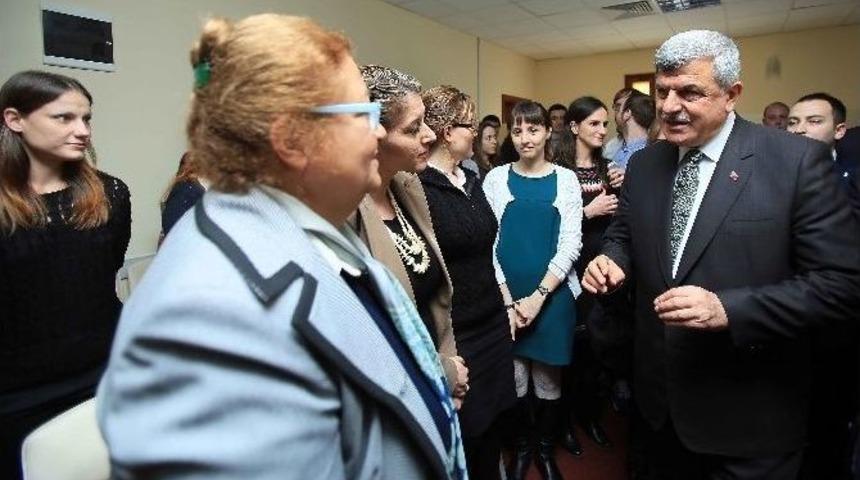 Başkan, &Ouml;zel Yetenekli &Ouml;ğrencilerle Bir Araya Geldi