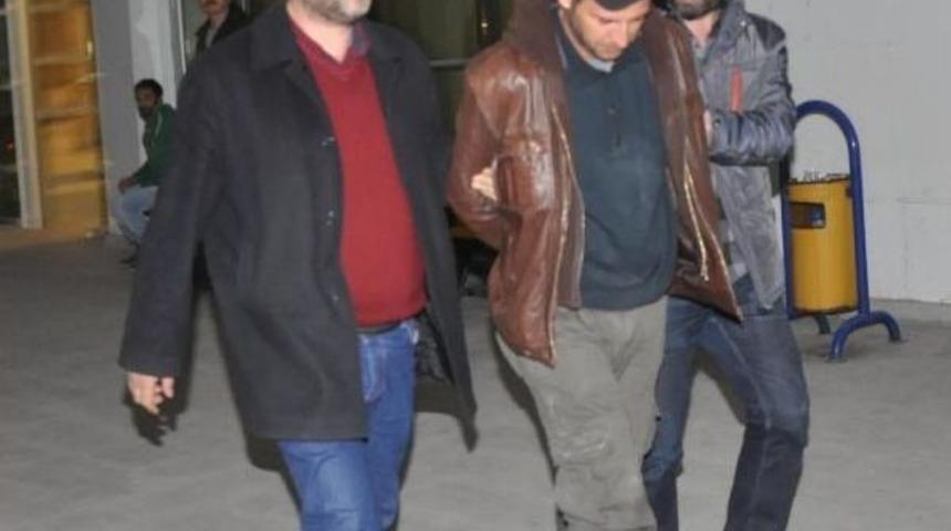 Otomobil Hırsızları Ankara'da Su&ccedil;&uuml;st&uuml; Yakalandı