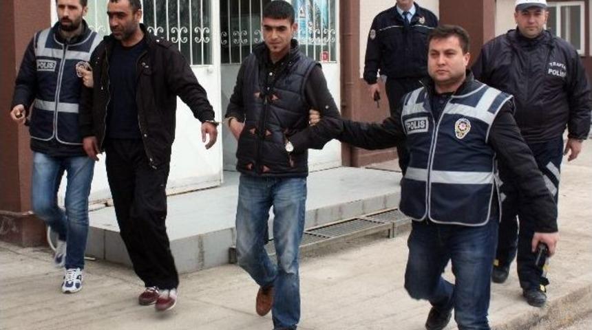 Bursa&rsquo;da Uyuşturucu Satıcılarına Su&ccedil;&uuml;st&uuml;