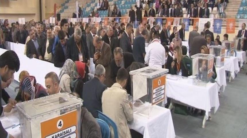 Ak Parti&rsquo;de Temay&uuml;l Yoklaması