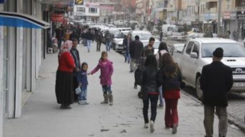Hakkari&rsquo;de &lsquo;silah Bırakma &Ccedil;ağrısı&rsquo; Sevinci