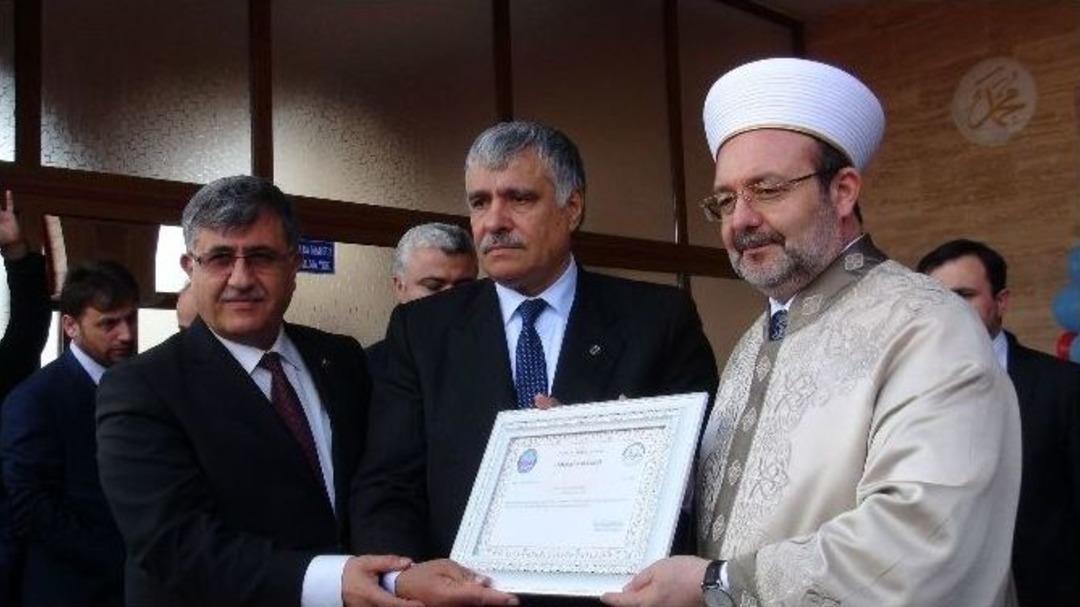 Diyanet İşleri Başkanı G&ouml;rmez: &ldquo;y&uuml;rekler Arasında Merhamet Şebekeleri Kurmalıyız&rdquo;