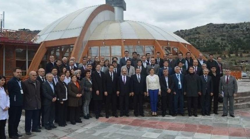 Bakan Eroğlu&rsquo;ndan İstanbul&rsquo;dan Aday Olacağı S&ouml;ylentileriyle İlgili A&ccedil;ıklama