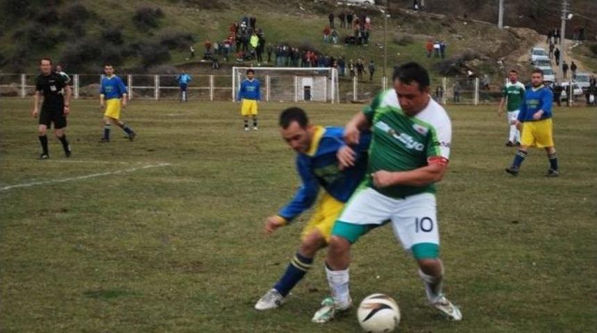 Pazarlarspor 3 Puanı 3 Golle Aldı