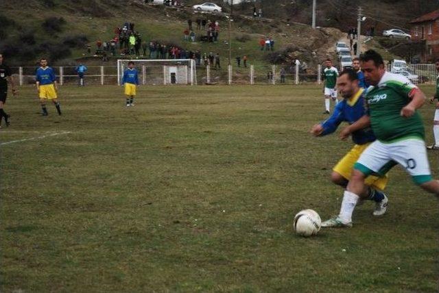 Pazarlarspor 3 Puanı 3 Golle Aldı 2