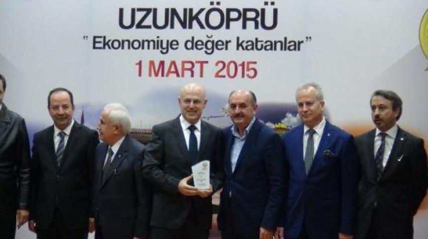 Sağlık Bakanı M&uuml;ezzinoğlu'nun &Ouml;n&uuml;nde Kendini Yakmak Istedi (3)